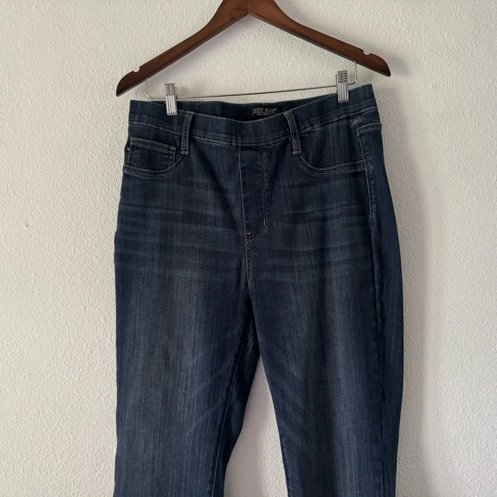 High Rise Judy Blue Influencer Slim Bootcut Viral  Blue Jeans 13/31 NEW Comfy - Picture 6 of 14